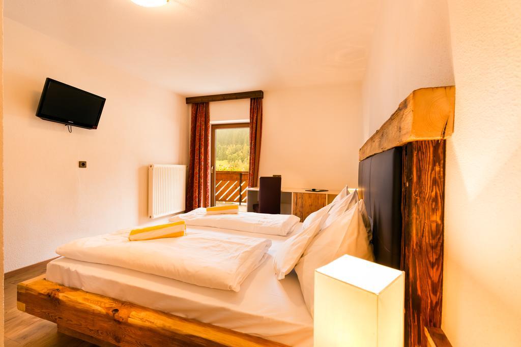 Hotel Schneeberg Family Spa Resort Ridanna Exterior photo
